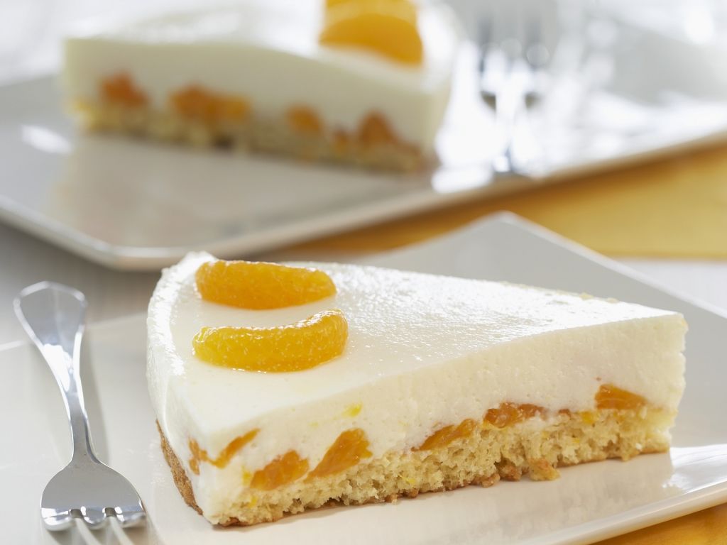 Joghurt-Mandarinen-Kuchen Rezept | EAT SMARTER