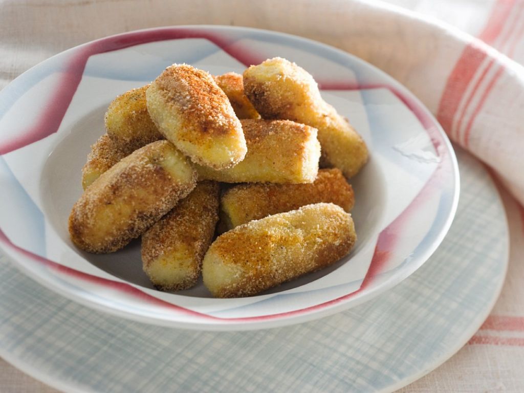 Knusprige Fischkroketten Rezept | EAT SMARTER