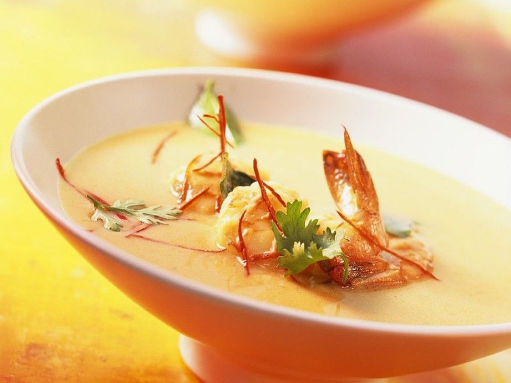 Kokos-Currysuppe mit Garnelen Rezept | EAT SMARTER