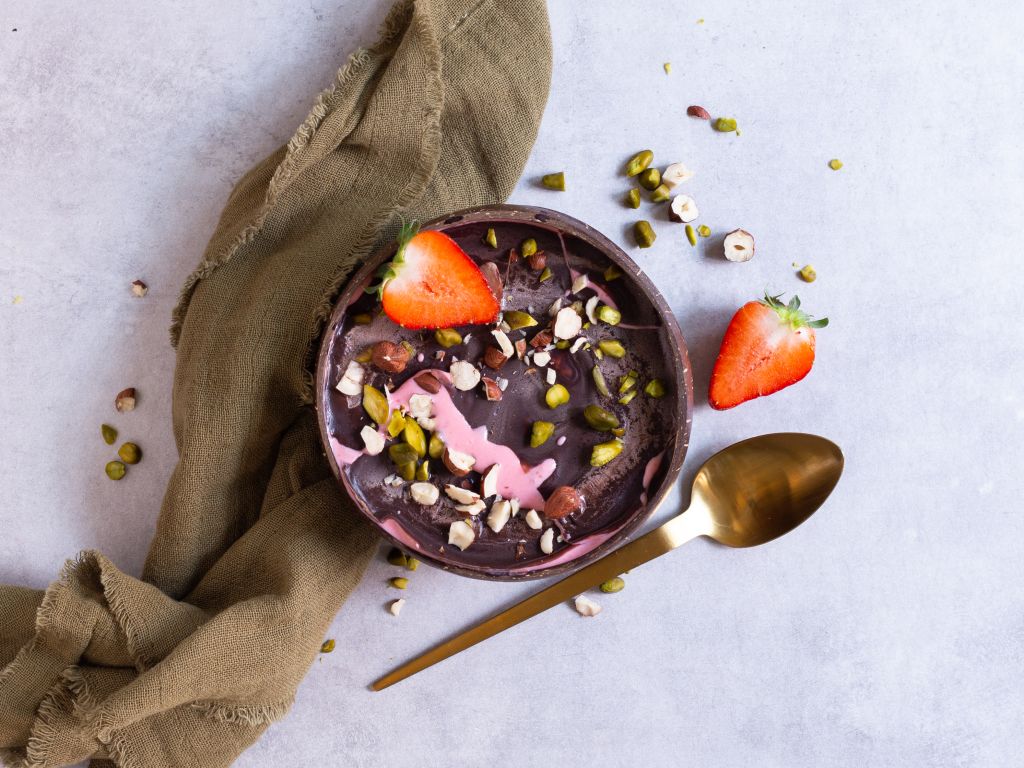 Magic Shell Smoothie Bowl Rezept EAT SMARTER