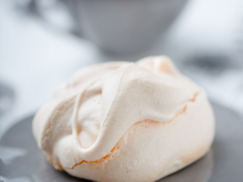 Mini Meringues Rezept EAT SMARTER