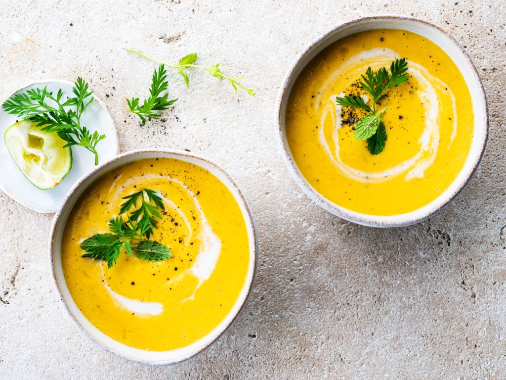 Mohrensuppe Mit Kokosmilch Und Orangensaft