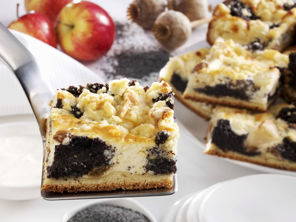 Mohn-Käsekuchen Rezept | EAT SMARTER
