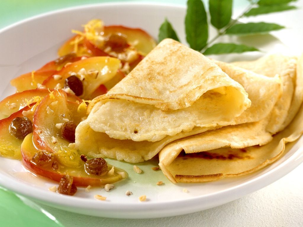 Pfannkuchen mit Äpfeln Rezept | EAT SMARTER