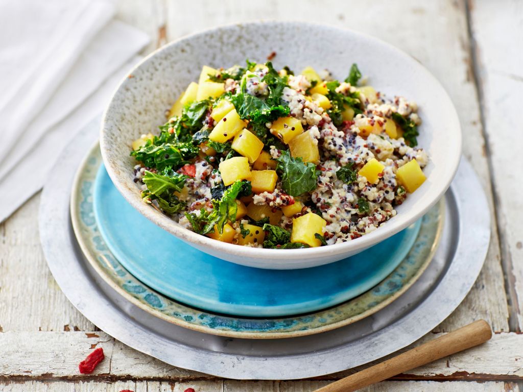 QuinoaRisotto mit Steckrübe und Grünkohl Rezept EAT SMARTER