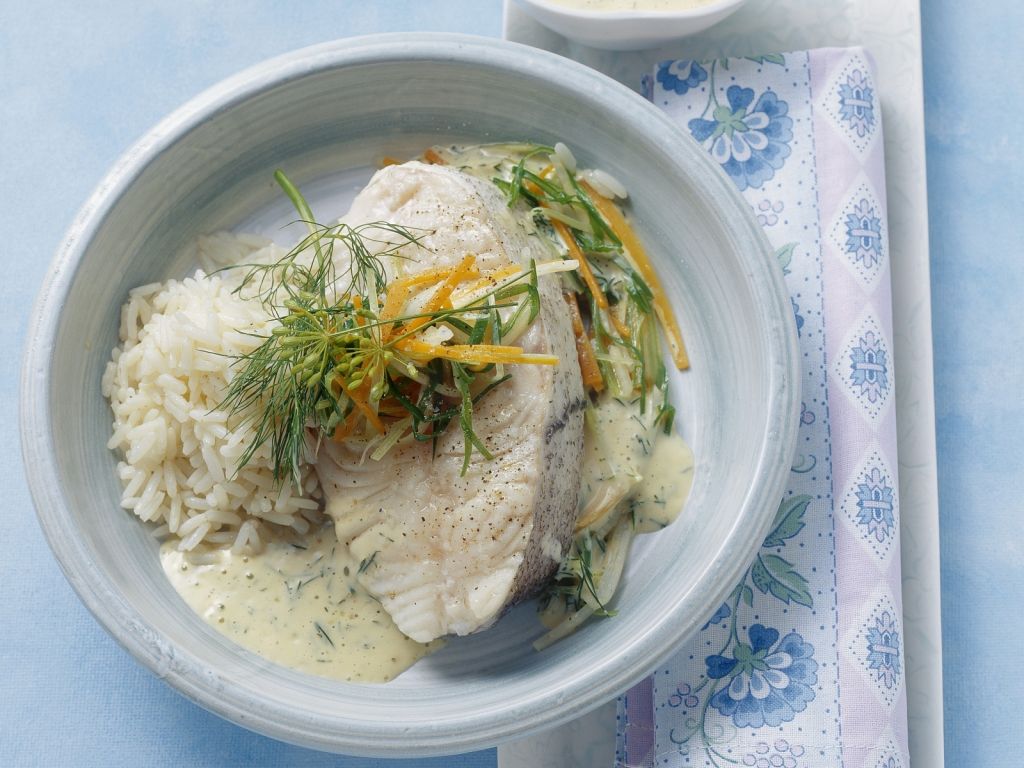 Schellfisch mit Dill-Senf-Sauce Rezept | EAT SMARTER