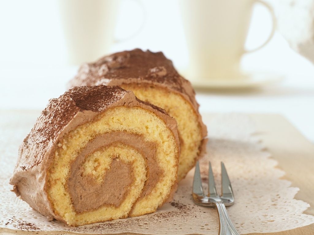 Schokorolle Rezept | EAT SMARTER Schokorolle Rezept | EAT SMARTER