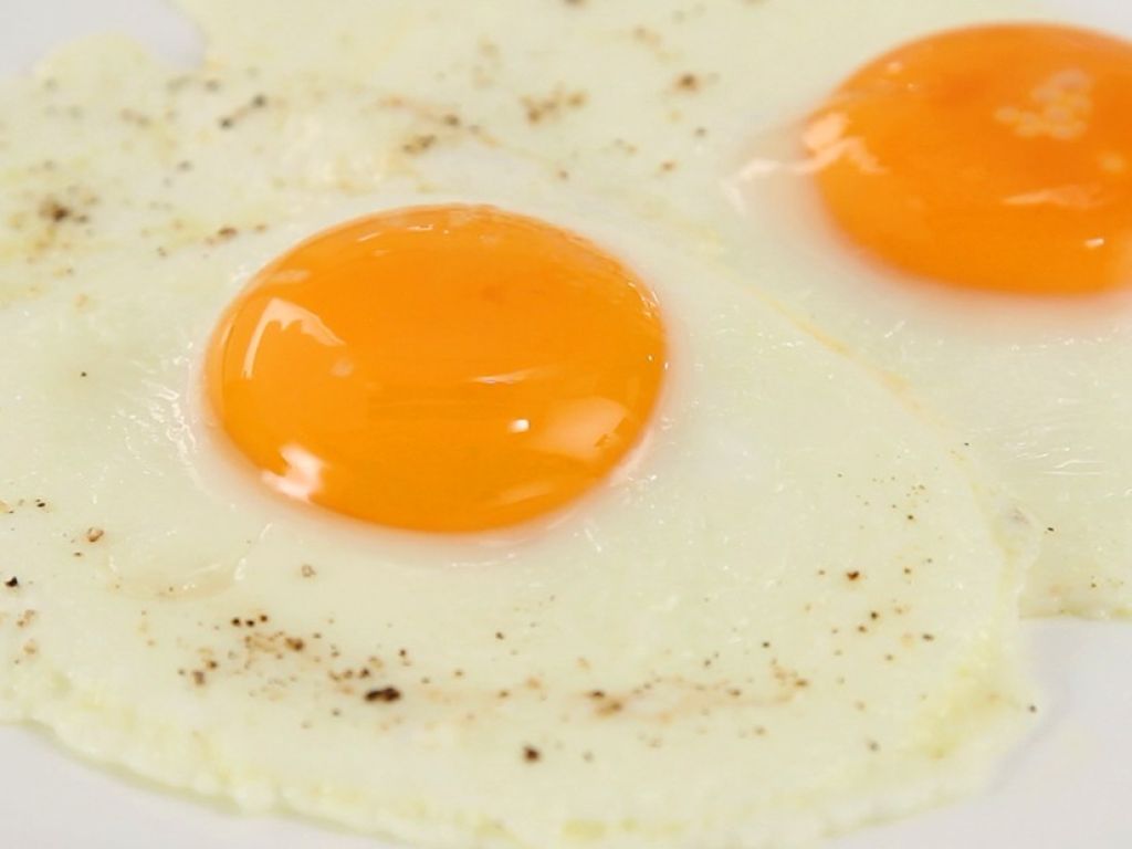 Spiegelei Rezept EAT SMARTER