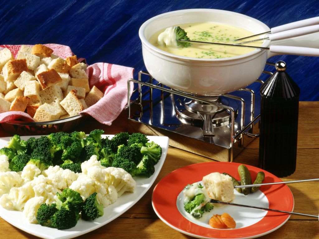 TomatenKäseFondue Rezept EAT SMARTER