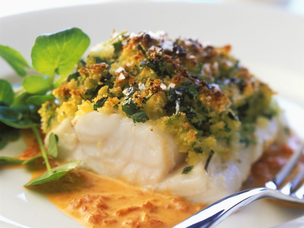 Überbackenes Fischfilet: Low Carb Mittagessen Rezept | EAT SMARTER