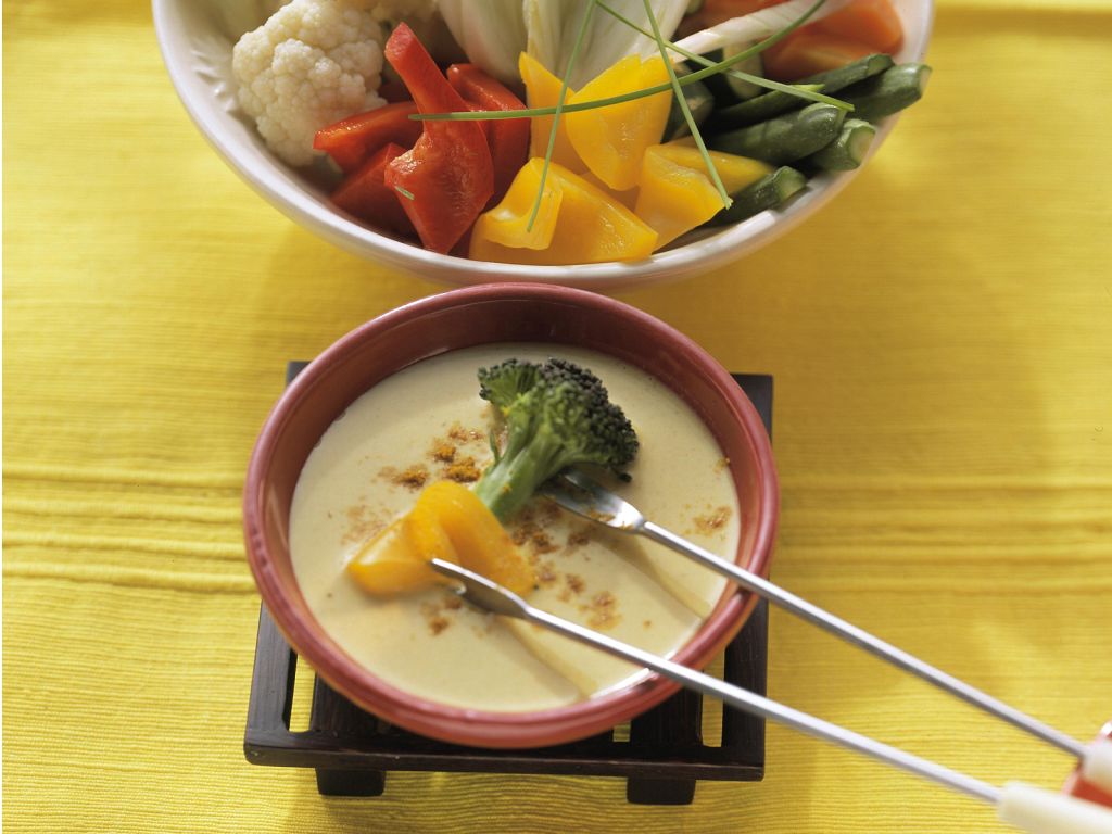 Vegetarisches Fondue mit Curry Rezept EAT SMARTER
