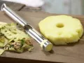 Ananas im Sesammantel mit Eis Zubereitung Schritt 1 Ananas im Sesammantel mit Eis Zubereitung Schritt 1