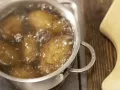 Apfel-Majoran-Brote Zubereitung Schritt 2 Apfel-Majoran-Brote Zubereitung Schritt 2