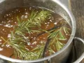 Apfel-Rosmarin-Gelee Zubereitung Schritt 6 Apfel-Rosmarin-Gelee Zubereitung Schritt 6