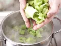 Asiatischer Hähnchensalat Zubereitung Schritt 4 Asiatischer Hähnchensalat Zubereitung Schritt 4