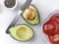 Avocado-Tomaten-Salat Zubereitung Schritt 3 Avocado-Tomaten-Salat Zubereitung Schritt 3