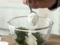 Bärlauchfladen vom Blech Zubereitung Schritt 8 Bärlauchfladen vom Blech Zubereitung Schritt 8