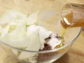 Birnenstrudel mit Haselnüssen Zubereitung Schritt 2 Birnenstrudel mit Haselnüssen Zubereitung Schritt 2