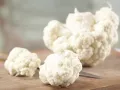 Blumenkohlcremesuppe Zubereitung Schritt 1 Blumenkohlcremesuppe Zubereitung Schritt 1