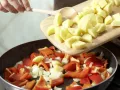 Braten mit Paprika-Kartoffeln Zubereitung Schritt 10 Braten mit Paprika-Kartoffeln Zubereitung Schritt 10