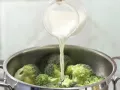 Brokkoli-Rahm-Kartoffeln Zubereitung Schritt 4 Brokkoli-Rahm-Kartoffeln Zubereitung Schritt 4