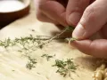 Brottaler mit Walnuss-Leber-Creme Zubereitung Schritt 2 Brottaler mit Walnuss-Leber-Creme Zubereitung Schritt 2