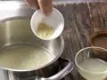 Couscous-Brei mit Pfirsich Zubereitung Schritt 1 Couscous-Brei mit Pfirsich Zubereitung Schritt 1