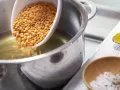 Curry-Linsensuppe Zubereitung Schritt 1 Curry-Linsensuppe Zubereitung Schritt 1