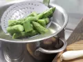 Eier-Spargel-Salat mit Joghurtdressing Zubereitung Schritt 2 Eier-Spargel-Salat mit Joghurtdressing Zubereitung Schritt 2