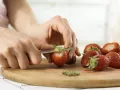 Erdbeer-Frischkäse-Schnitten Zubereitung Schritt 1 Erdbeer-Frischkäse-Schnitten Zubereitung Schritt 1