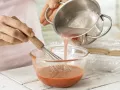 Erdbeer-Frischkäse-Schnitten Zubereitung Schritt 7 Erdbeer-Frischkäse-Schnitten Zubereitung Schritt 7