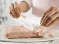 Erdbeer-Frischkäse-Schnitten Zubereitung Schritt 9 Erdbeer-Frischkäse-Schnitten Zubereitung Schritt 9