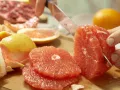 Exotische Obstplatte Zubereitung Schritt 3 Exotische Obstplatte Zubereitung Schritt 3