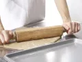 Flammkuchen Zubereitung Schritt 2 Flammkuchen Zubereitung Schritt 2
