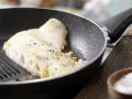 Frisée-Melonen-Salat Zubereitung Schritt 8 Frisée-Melonen-Salat Zubereitung Schritt 8