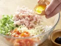 Frühlingsrollen mit Kassler Zubereitung Schritt 4 Frühlingsrollen mit Kassler Zubereitung Schritt 4