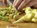 Garnelen-Pizza mit Artischockenherzen Zubereitung Schritt 3 Garnelen-Pizza mit Artischockenherzen Zubereitung Schritt 3