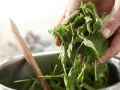 Gebackene Spinatnester Zubereitung Schritt 4 Gebackene Spinatnester Zubereitung Schritt 4