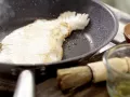 Gebratener Rochenflügel Zubereitung Schritt 6 Gebratener Rochenflügel Zubereitung Schritt 6