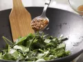 Gebratener Wasserspinat Zubereitung Schritt 5 Gebratener Wasserspinat Zubereitung Schritt 5