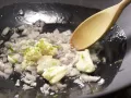 Gebratenes Tofu-Pilz-Gemüse Zubereitung Schritt 8 Gebratenes Tofu-Pilz-Gemüse Zubereitung Schritt 8