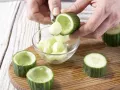 Gefüllte Gurkenbecher Zubereitung Schritt 5 Gefüllte Gurkenbecher Zubereitung Schritt 5