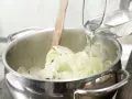 Goldbraun gebratene Jakobsmuscheln Zubereitung Schritt 4 Goldbraun gebratene Jakobsmuscheln Zubereitung Schritt 4