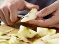 Gorgonzola-Birnen vom Grill Zubereitung Schritt 1 Gorgonzola-Birnen vom Grill Zubereitung Schritt 1