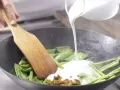 Hähnchen-Curry auf Weizen Zubereitung Schritt 8 Hähnchen-Curry auf Weizen Zubereitung Schritt 8