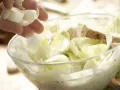 Hähnchensalat mit Trauben Zubereitung Schritt 10 Hähnchensalat mit Trauben Zubereitung Schritt 10