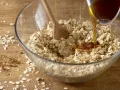 Hafer-Pinienkern-Crunchies Zubereitung Schritt 3 Hafer-Pinienkern-Crunchies Zubereitung Schritt 3