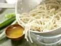 Japanische Nudelsuppe Zubereitung Schritt 2 Japanische Nudelsuppe Zubereitung Schritt 2