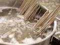 Japanischer Nudelsalat Zubereitung Schritt 1 Japanischer Nudelsalat Zubereitung Schritt 1