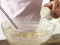 Johannisbeer-Guglhupf mit Dinkelmehl Zubereitung Schritt 4 Johannisbeer-Guglhupf mit Dinkelmehl Zubereitung Schritt 4